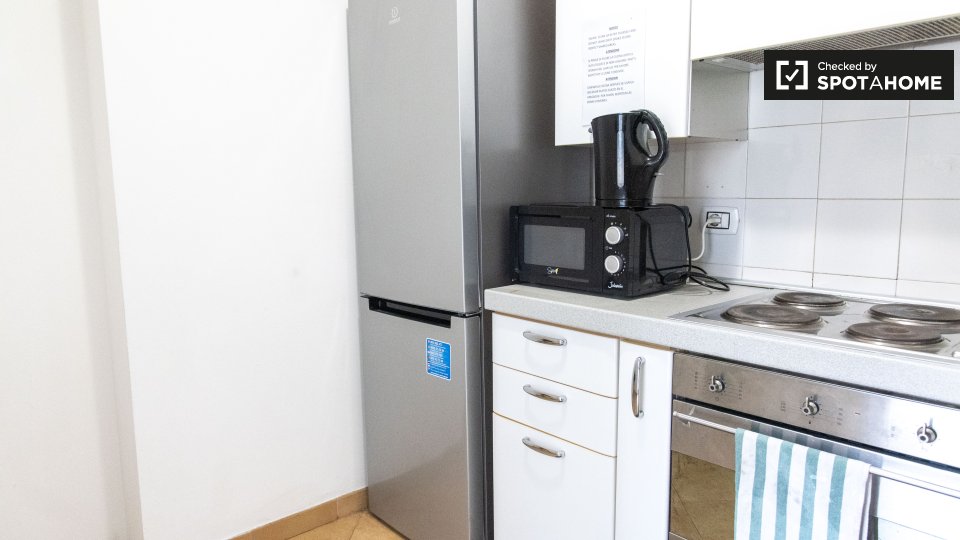 Immagine 2 di Ufficio in affitto  in Via Giuseppe Luigi Passalacqua a Roma