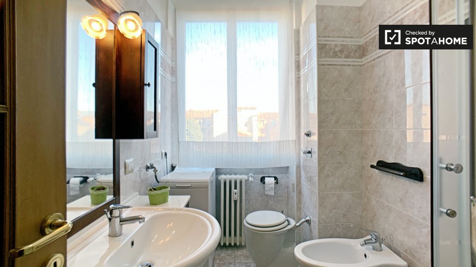 Immagine 13 di Appartamento in affitto  in Via Privata Paolo Rotta, 20162 Milano MI, Italy a Milano