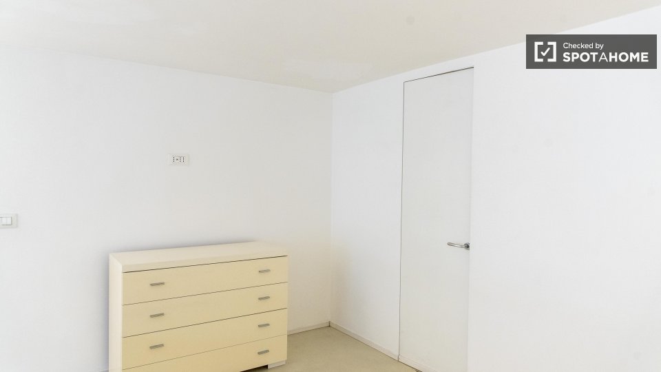 Immagine 17 di Appartamento in affitto  in Via Giacinta Pezzana a Roma