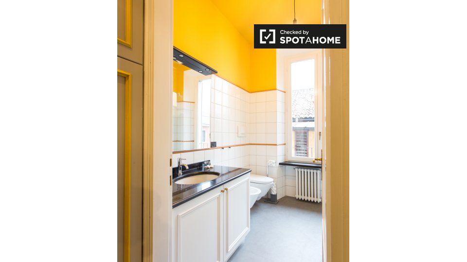 Immagine 18 di Appartamento in affitto  in Via Terraggio a Milano