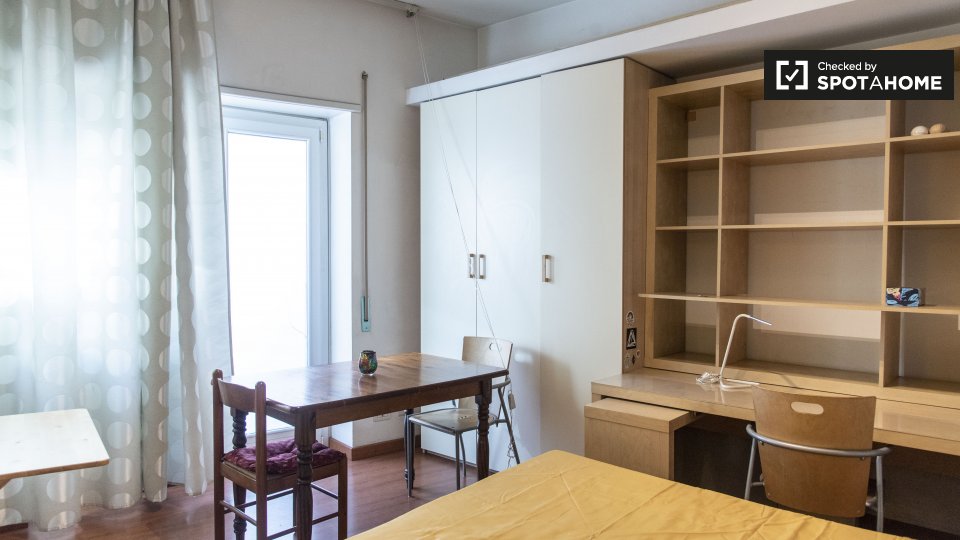 Immagine 3 di Ufficio in affitto  in Viale Scalo San Lorenzo a Roma