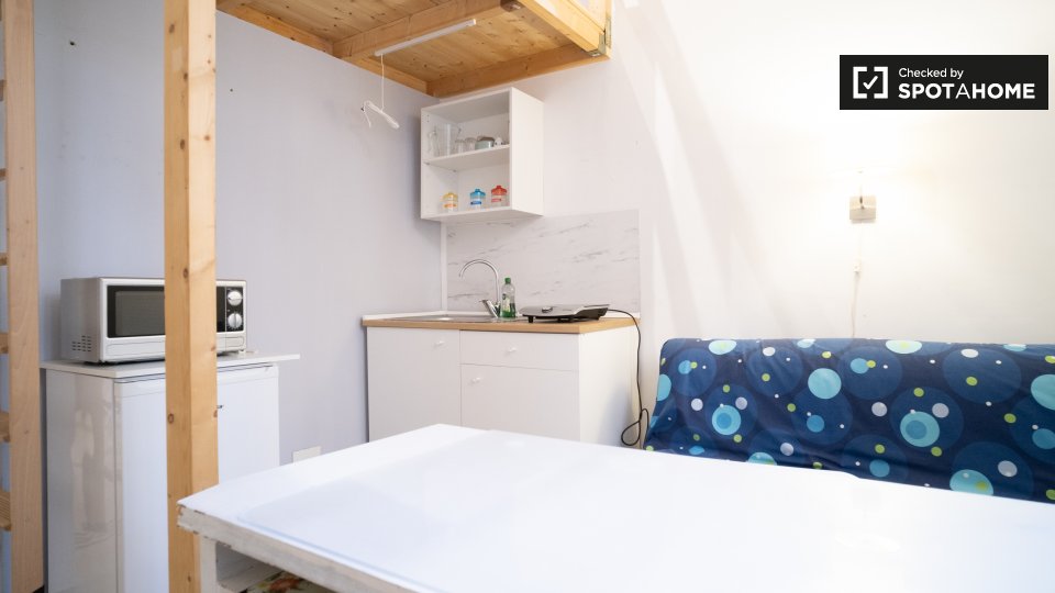 Immagine 3 di Ufficio in affitto  in Via Enrico Tazzoli, 13, 00195 Roma RM, Italy a Roma