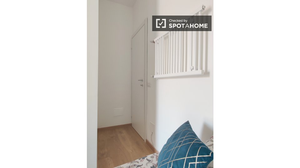 Immagine 8 di Camera condivisa in affitto  in Via Donatello a Milano