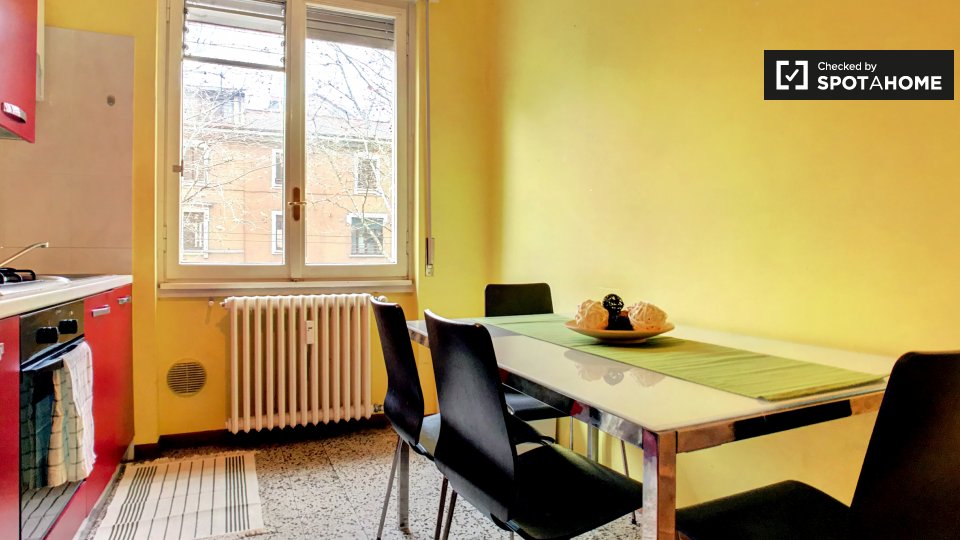 Immagine 11 di Camera condivisa in affitto  in Via Giovanni Pezzotti a Milano