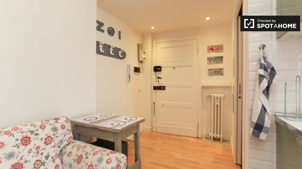 Immagine 14 di Ufficio in affitto  in Via Nicostrato Castellini, 20158 Milano MI, Italy a Milano