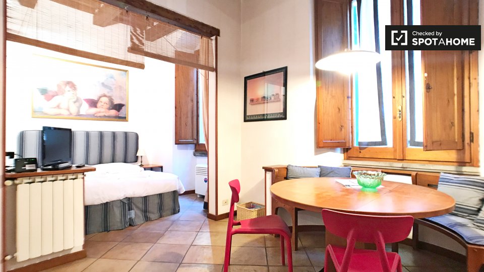 Immagine 1 di Appartamento in affitto  in Via dei Georgofili a Firenze