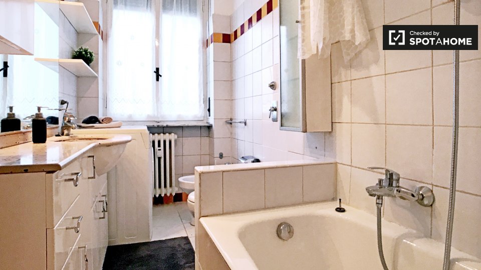 Immagine 11 di Camera condivisa in affitto  in Via Mamiani Terenzio a Milano