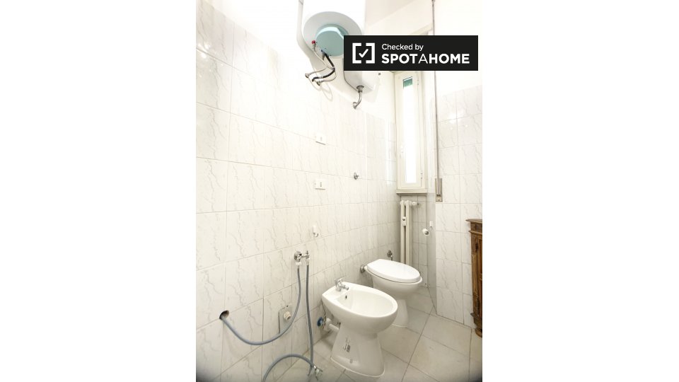 Immagine 18 di Appartamento in affitto  in Viale dei Quattro Venti, 00152 Roma RM, Italy a Roma