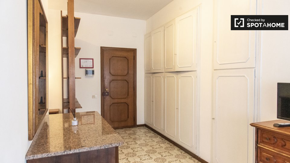 Immagine 3 di Ufficio in affitto  in Via della Balduina a Roma