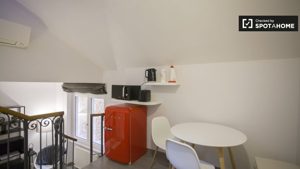 Immagine 12 di Ufficio in affitto  in Borgo Pio a Roma