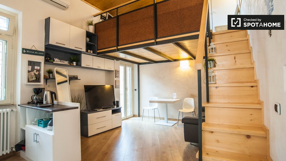 Immagine 2 di Ufficio in affitto  in Via di Monte del Gallo a Roma