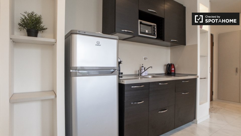 Immagine 7 di Ufficio in affitto  in Via Rogoredo, 20138 Milano MI, Italy a Milano