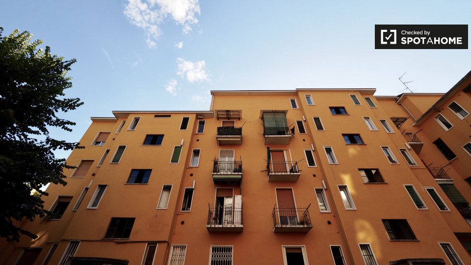 Immagine 9 di Ufficio in affitto  in Via Legnone a Milano