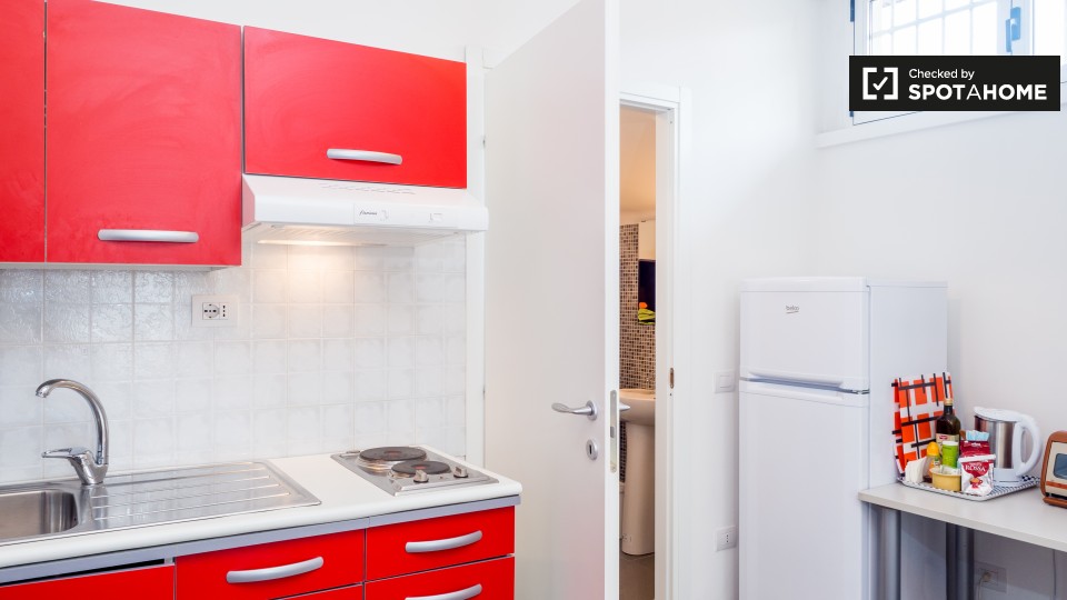 Immagine 8 di Ufficio in affitto  in Via della Chiesa Rossa a Milano