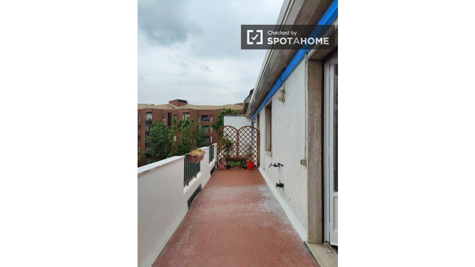 Immagine 6 di Camera condivisa in affitto  in Via Privata Santa Giovanna D'Arco a Milano