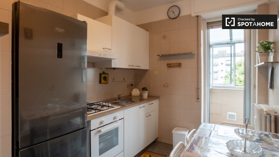 Immagine 8 di Camera condivisa in affitto  in Via Lucca, 20152 Milano MI, Italy a Milano