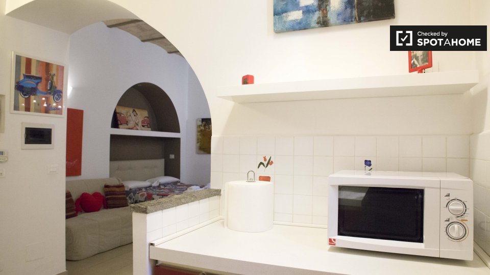 Immagine 9 di Ufficio in affitto  in Via Statilia a Roma