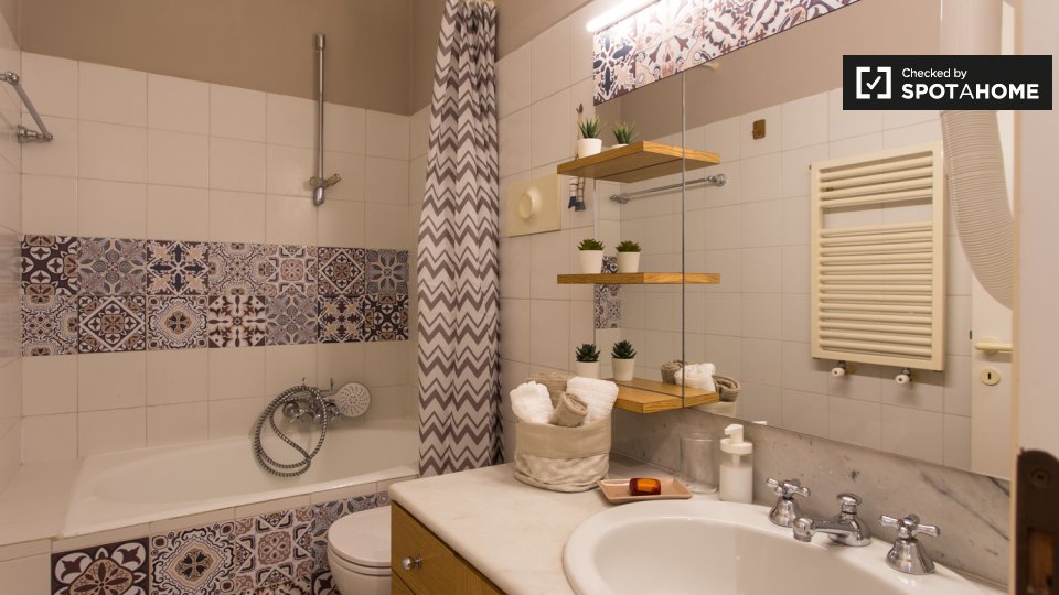 Immagine 12 di Ufficio in affitto  in Via Domenico Cirillo, 20154 Milano MI, Italy a Milano