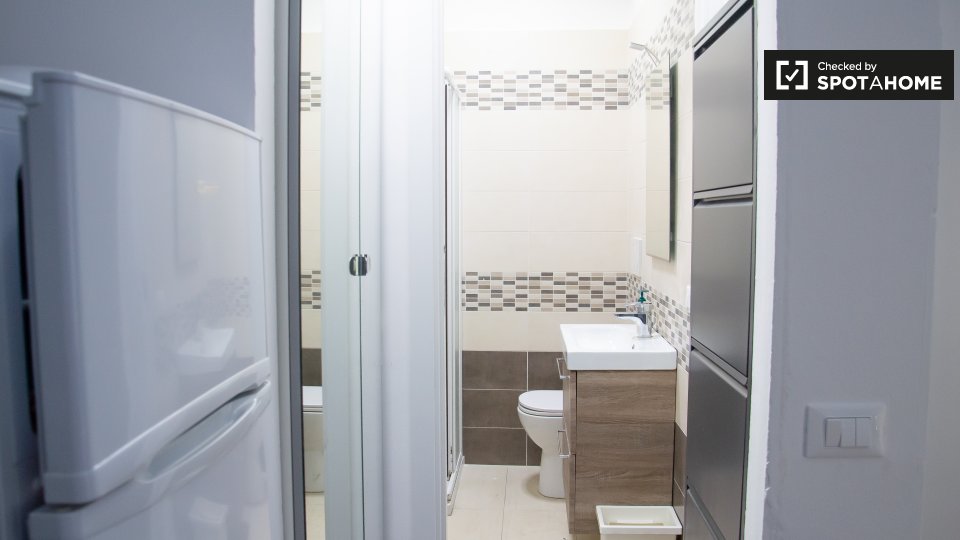 Immagine 2 di Ufficio in affitto  in Via Sannio, 20137 Milano MI, Italy a Milano