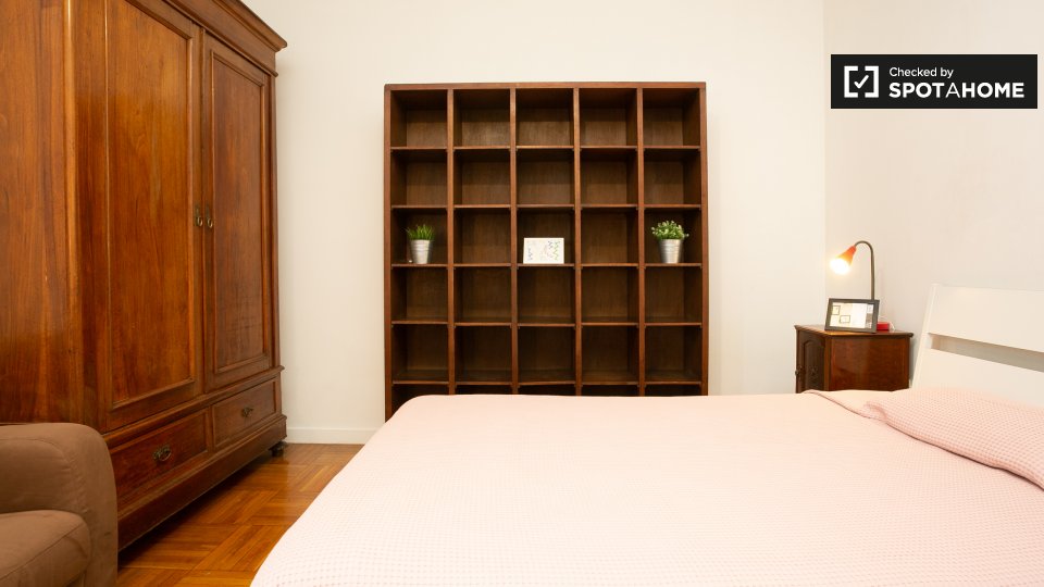 Immagine 3 di Camera condivisa in affitto  in Largo Isabella d'Aragona a Milano