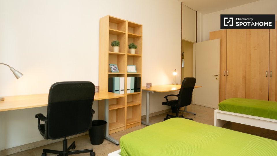 Immagine 17 di Camera condivisa in affitto  in Largo Isabella d'Aragona a Milano