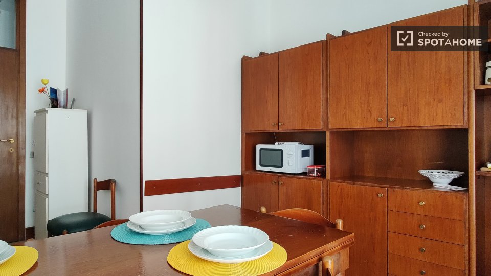 Immagine 11 di Camera condivisa in affitto  in Mauro a Milano