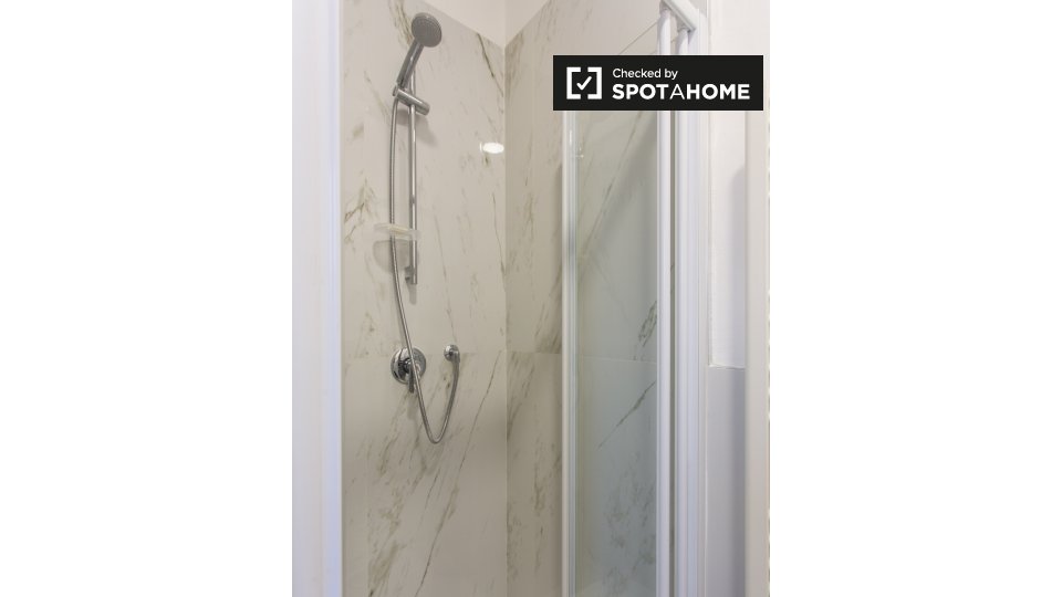 Immagine 9 di Ufficio in affitto  in Via Giovanni Battista Pergolesi a Milano