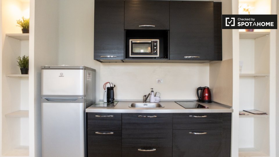 Immagine 6 di Ufficio in affitto  in Via Rogoredo, 20138 Milano MI, Italy a Milano