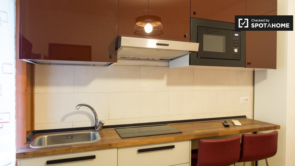 Immagine 5 di Ufficio in affitto  in Via Giovanni Battista Pergolesi a Milano