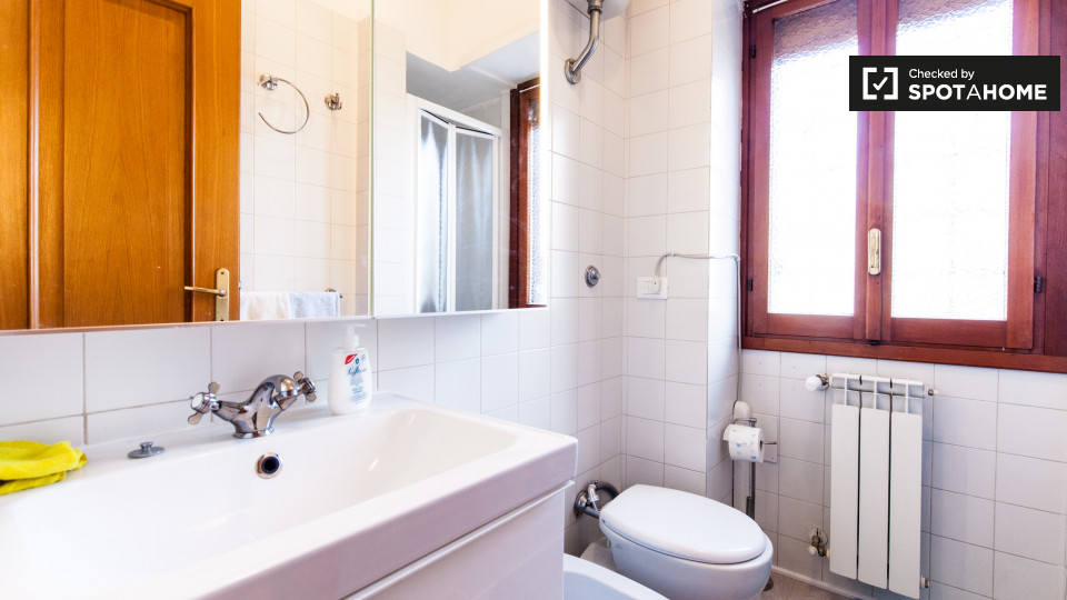 Immagine 10 di Ufficio in affitto  in Via del Lago Terrione a Roma