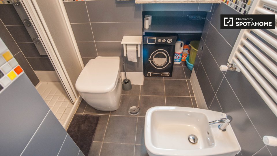 Immagine 10 di Ufficio in affitto  in Via di Monte del Gallo a Roma