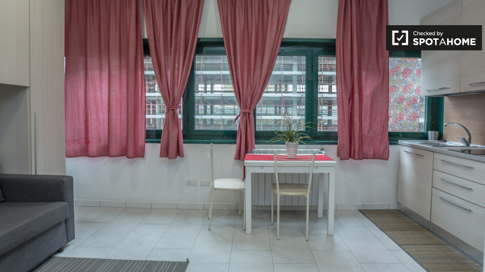 Immagine 9 di Ufficio in affitto  in Via Privata Carlo Montanari a Milano