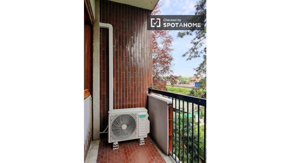 Immagine 9 di Camera condivisa in affitto  in Mauro a Milano