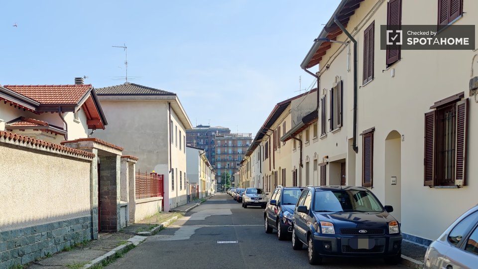 Immagine 19 di Camera condivisa in affitto  in Via Eugenio Villoresi a Inveruno