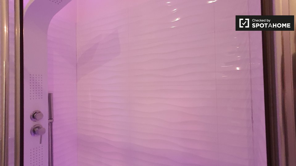 Immagine 17 di Ufficio in affitto  in Via Marco Aurelio, 20127 Milano MI, Italy a Milano