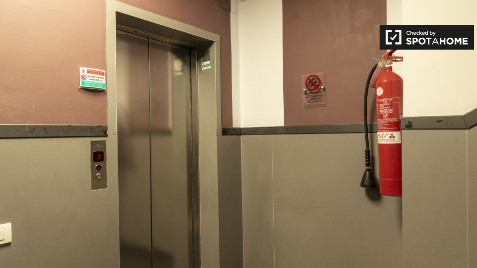 Immagine 19 di Ufficio in affitto  in Viale della Venezia Giulia a Roma