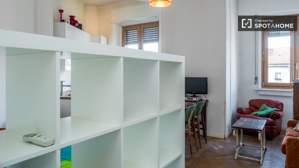 Immagine 4 di Ufficio in affitto  in Via Cuneo a Milano