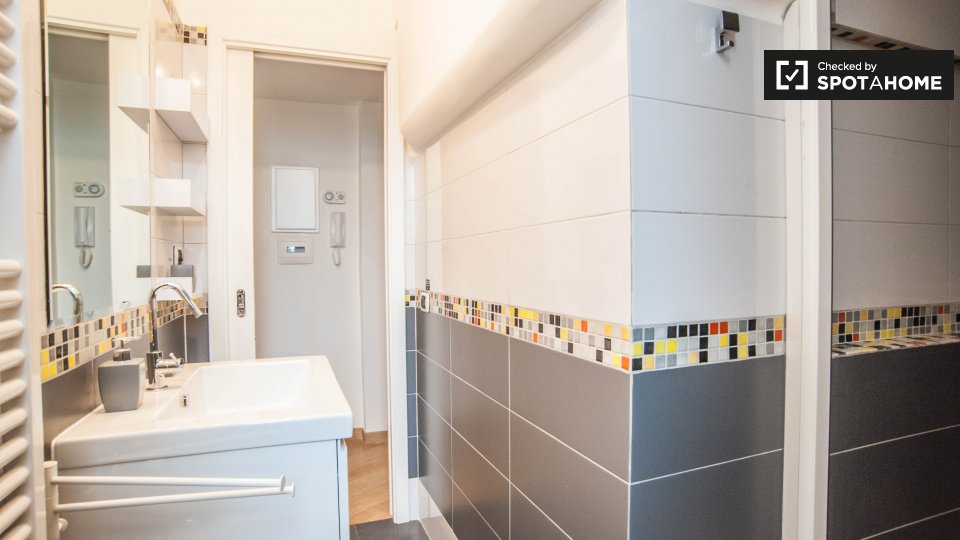 Immagine 11 di Ufficio in affitto  in Via di Monte del Gallo a Roma