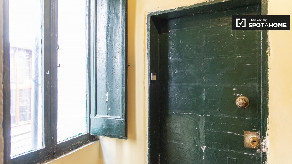 Immagine 15 di Ufficio in affitto  in Via dei Gigli d'Oro a Roma