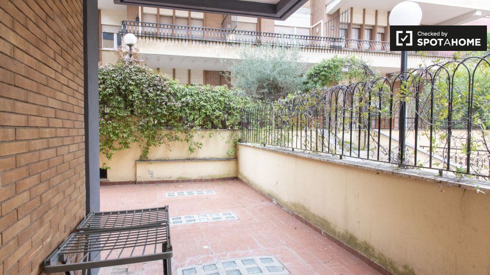 Immagine 9 di Appartamento in affitto  in Via della Balduina a Roma