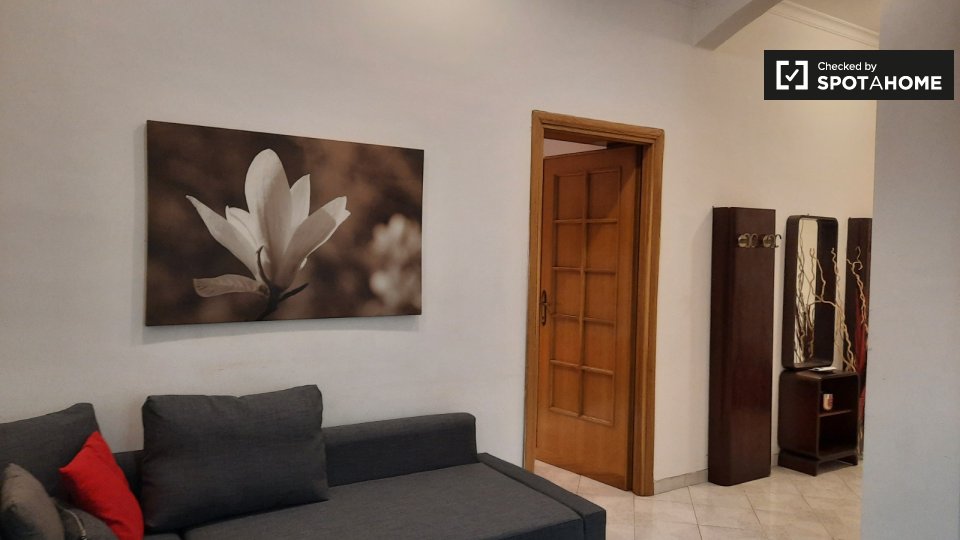 Immagine 4 di Appartamento in affitto  in Via Roma Libera a Roma