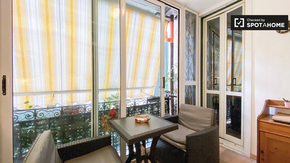 Immagine 18 di Camera condivisa in affitto  in Via Matteo Boiardo a Roma