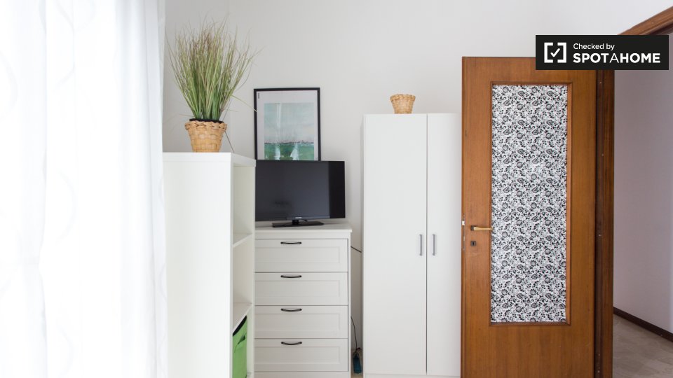 Immagine 3 di Camera condivisa in affitto  in Via Bartolomeo D'Alviano a Milano