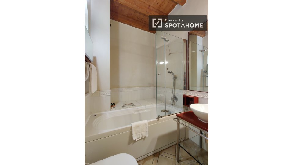 Immagine 8 di Appartamento in affitto  in Via Ascanio Sforza a Milano