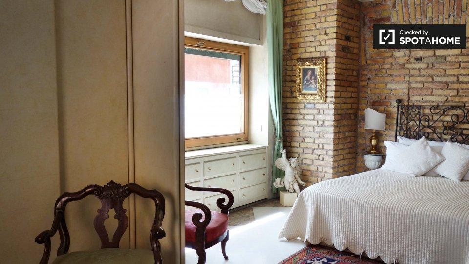 Immagine 15 di Appartamento in affitto  in Via della VII Coorte a Roma