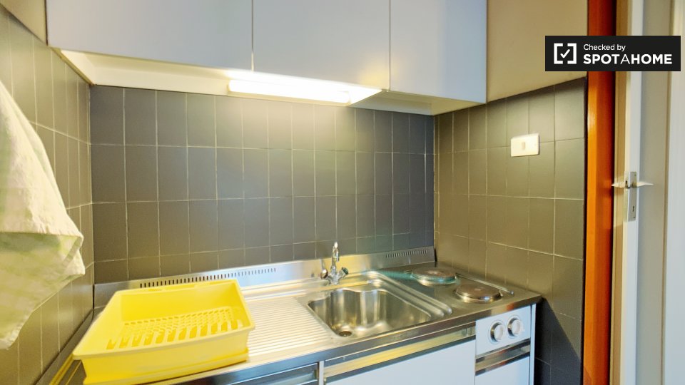 Immagine 5 di Ufficio in affitto  in Via Privata Viserba, 20126 Milano MI, Italy a Milano