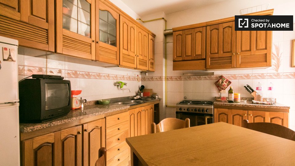 Immagine 4 di Camera condivisa in affitto  in Via delle Cave di Pietralata, 00157 Roma RM, Italy a Roma