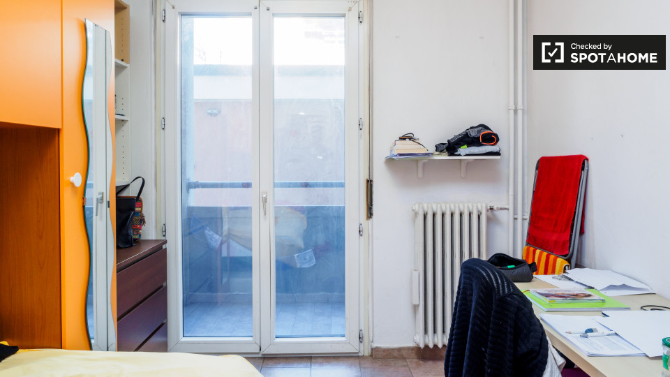 Immagine 18 di Camera condivisa in affitto  in Largo Caccia Dominioni a Milano