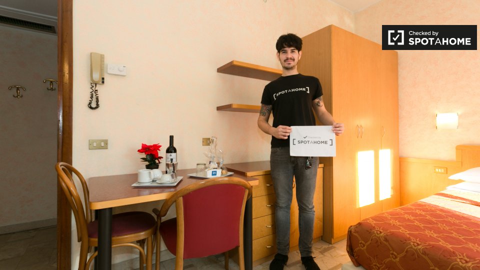 Immagine 8 di Ufficio in affitto  in Via Privata Ettore Paladini a Milano