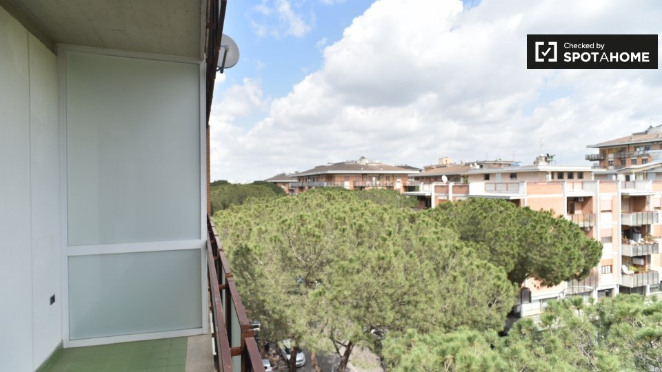 Immagine 14 di Appartamento in affitto  in Via Alessio Baldovinetti, 00142 Roma RM, Italy a Roma